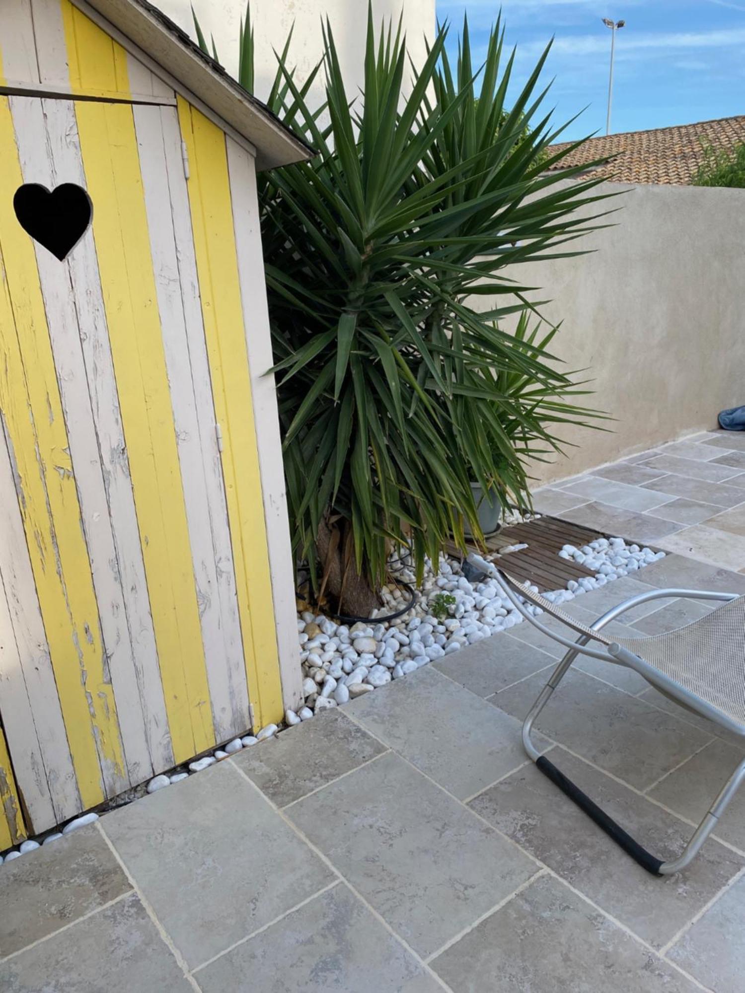 Superbe Appartement, A Proximite Du Centre D'Arles Bagian luar foto