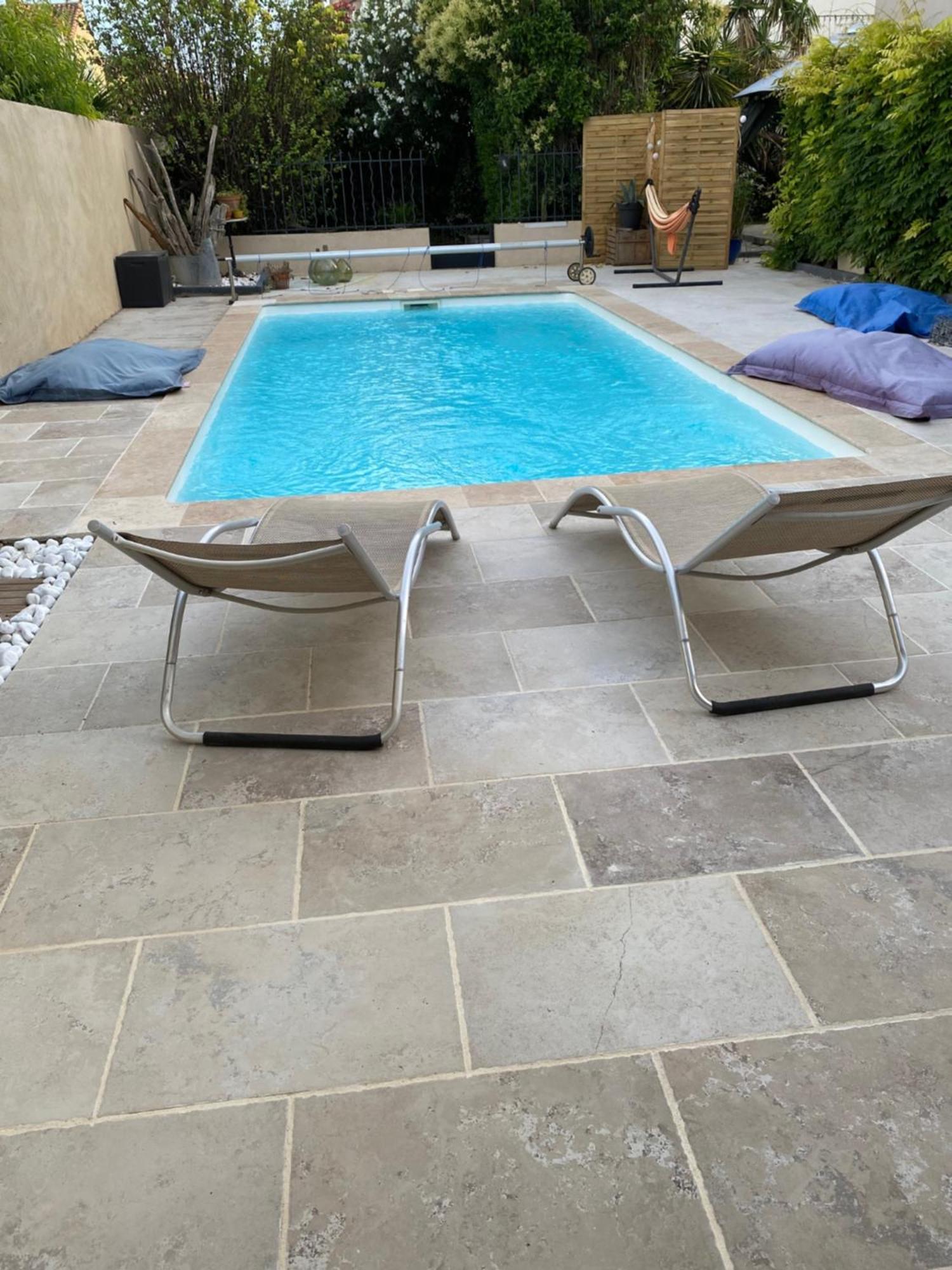 Superbe Appartement, A Proximite Du Centre D'Arles Bagian luar foto
